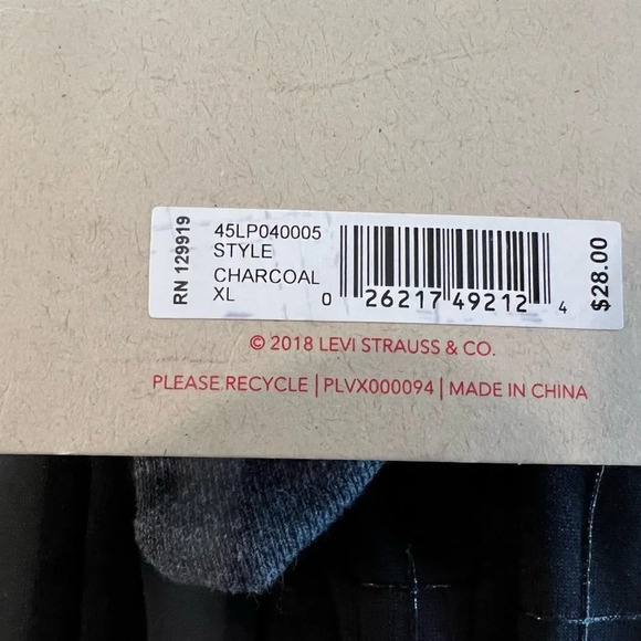 Levi’s  Mens Navy Blue Sherpa Beanie & Levi’s Touch Screen Gray Gloves NWT - Picture 14 of 15